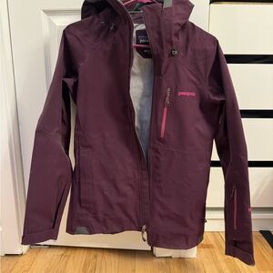Patagonia Women's Goretex Jacket